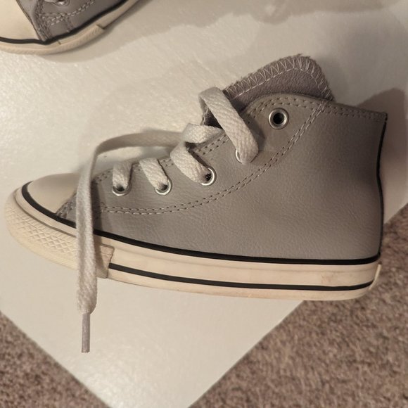 Converse Leather High-Tops, Toddler Size 10, Gray - Picture 8 of 14